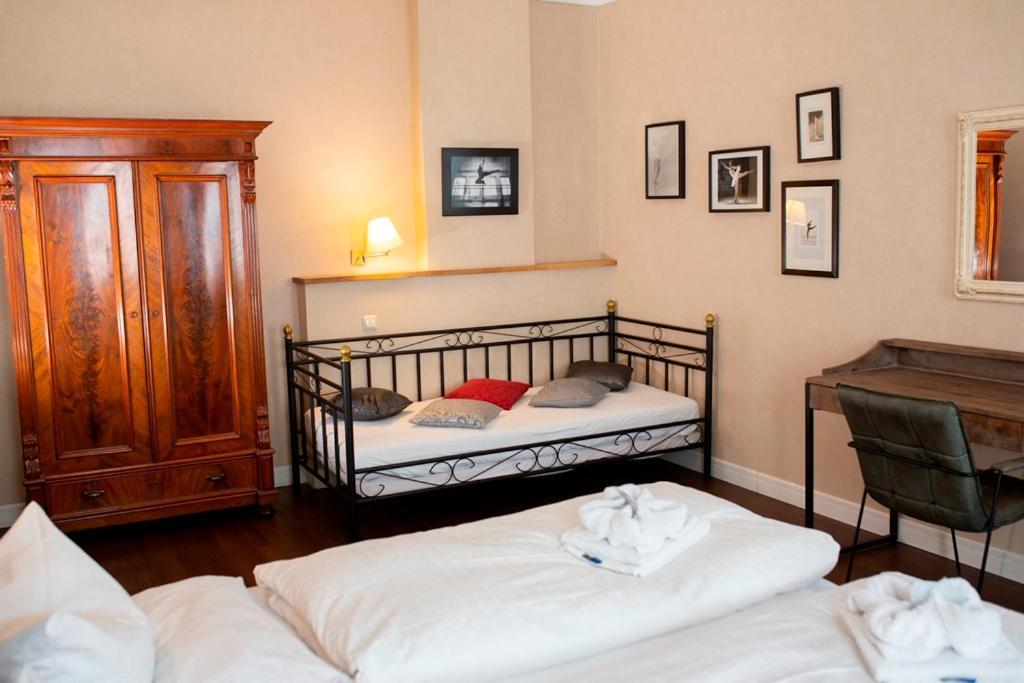 Prüm Hotel Zum Goldenen Stern מראה חיצוני תמונה