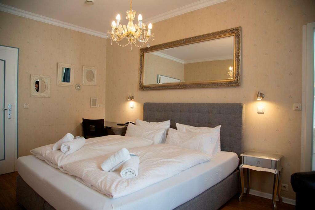 Prüm Hotel Zum Goldenen Stern מראה חיצוני תמונה